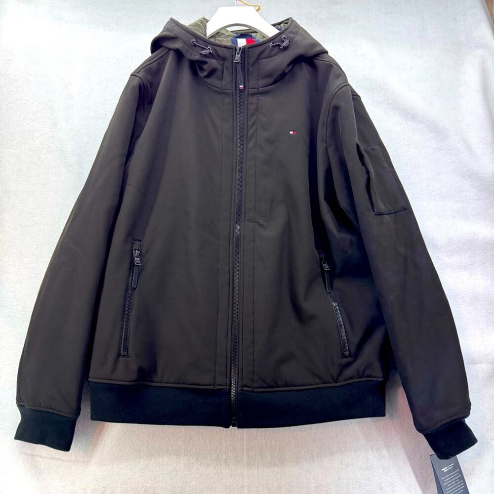 NWT Men’s Tommy Hilfiger Water & Wind Resistant Zip-up Hooded Jacket Black Large